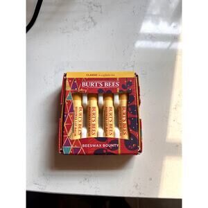 Beeswax Bounty Lip Balm Holiday Gift Set